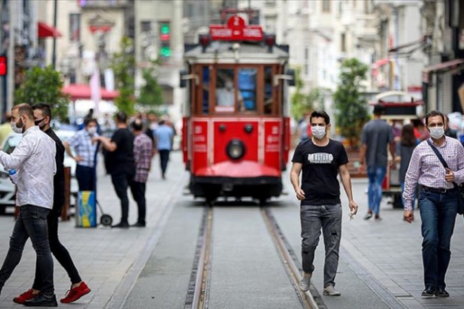 Türkiyədə virusdan ölənlərin sayı 5300-ü keçdi